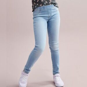 [EUC] SO Girls Pull-On Jeggings Jeans Light Wash Plus Size 20
